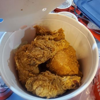 Jollibee - Chicken Joy - Fast Food Near Me - Skokie, Illinois Jollibee - Chicken Joy - Fast Food Near Me - Skokie, Illinois