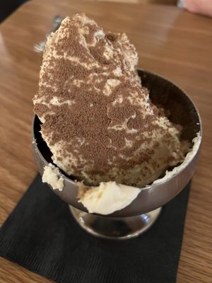 Oro by null