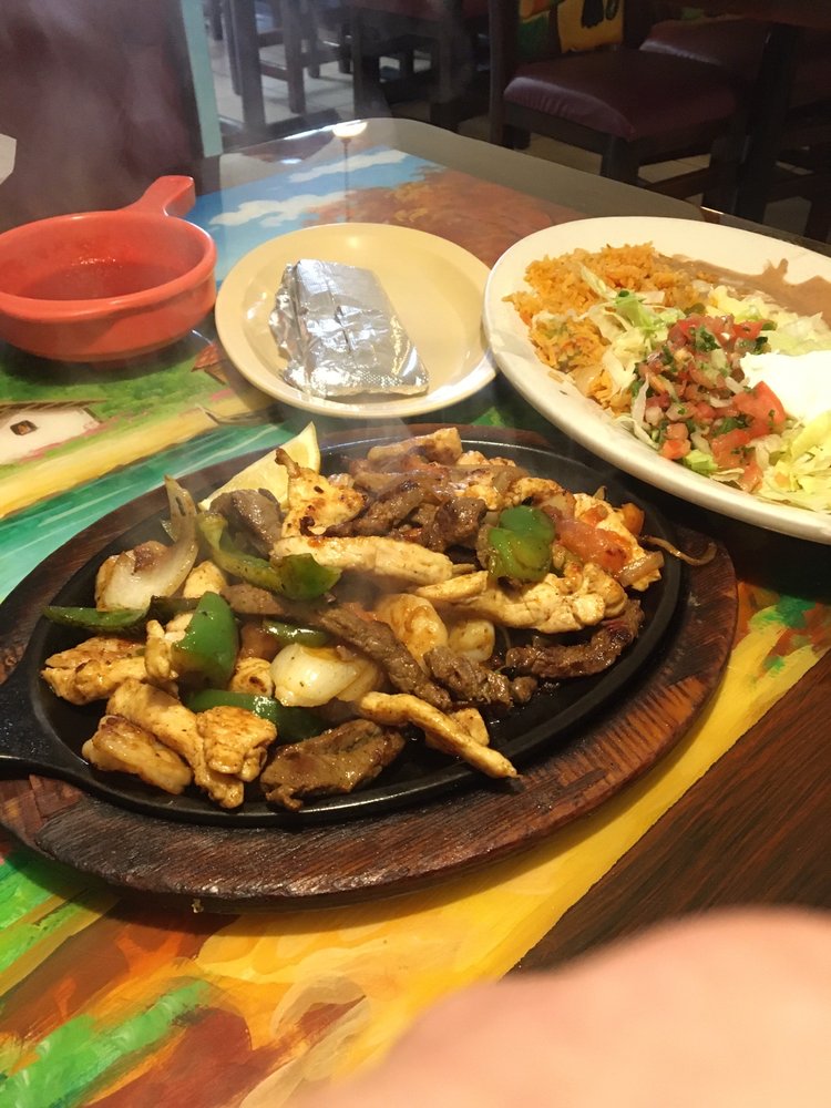 Sazon Mexican Restaurant Logo