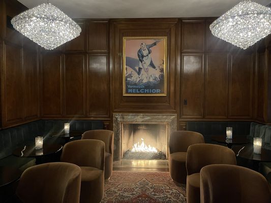 Jamie's Wine Bar at Wrigley Mansion by null