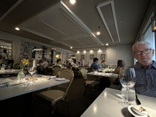Chez Georges Bistro & Bar by null