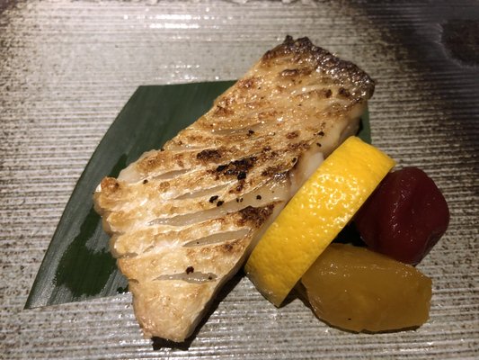 響壽司HIBIKI by null