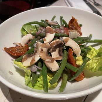 Astair - Salad - French Near Me - Paris, 75 Astair - Salad - French Near Me - Paris, 75