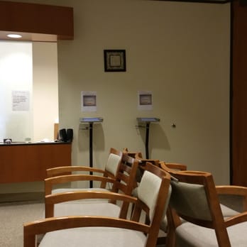Houston Thyroid & Endocrine Specialists - The waiting room - Endocrinologists Near Me - Bellaire, Texas Houston Thyroid & Endocrine Specialists - The waiting room - Endocrinologists Near Me - Bellaire, Texas