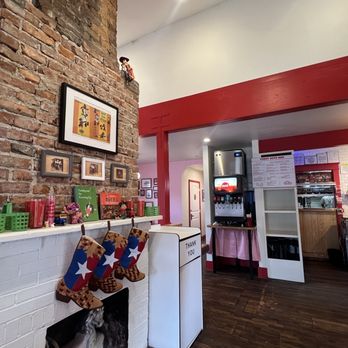 Curry Boys BBQ - Cozy vibes - Barbeque Near Me - Nashville, Tennessee Curry Boys BBQ - Cozy vibes - Barbeque Near Me - Nashville, Tennessee