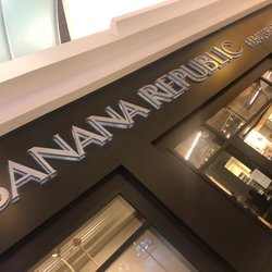 Banana Republic Factory Store