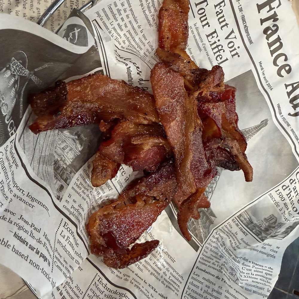 Kona Biscuit - Bacon basket - Breakfast & Brunch Near Me - Waikoloa, Hawaii