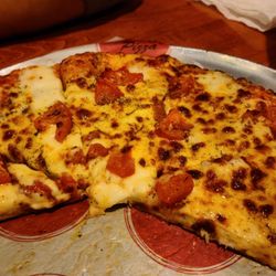 Bentino's Pizza - Margherita pizza