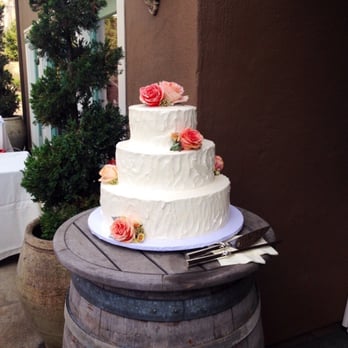 Mazzetti's Bakery - Butter cream on the outside with fresh flowers! - Bakeries Near Me - Pacifica, California Mazzetti's Bakery - Butter cream on the outside with fresh flowers! - Bakeries Near Me - Pacifica, California