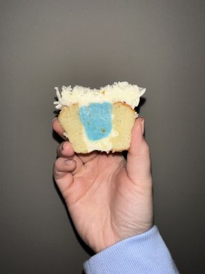 Cocoluxe Fine Pastries by null