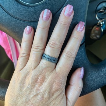Paradise Nails - Best nails! - Nail Salons Near Me - Madison, Wisconsin
