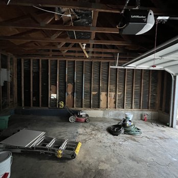 Elite Painting - Before Garage Renovation - Painters Near Me
