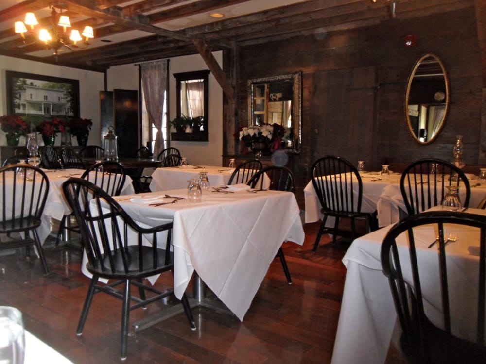 JOHN JOSEPH INN AND ELIZABETH RESTAURANT Updated October 2024 46 Photos & 40 Reviews 813