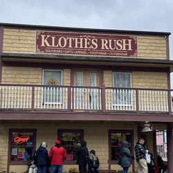 Klothes Rush Gifts