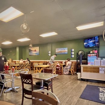 Guieb Cafe - Interior - Breakfast & Brunch Near Me - Wahiawa, Hawaii Guieb Cafe - Interior - Breakfast & Brunch Near Me - Wahiawa, Hawaii