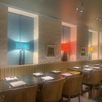 Pylos - Decor - Greek Near Me - New York, New York