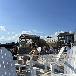 Waters Edge at Royal Anchor - Seating