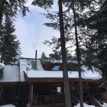 White N Wild Snowmobile Tours - Tours Near Me - Golden, British Columbia White N Wild Snowmobile Tours - Tours Near Me - Golden, British Columbia