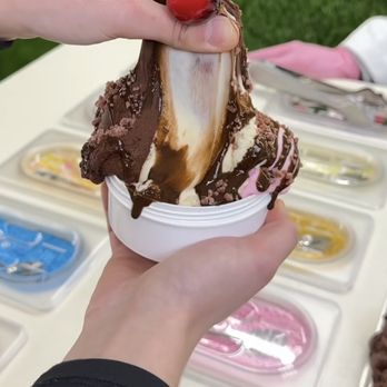 The Slime Scoop - Napoleon Slime ice cream combo ! - Caterers Near Me The Slime Scoop - Napoleon Slime ice cream combo ! - Caterers Near Me