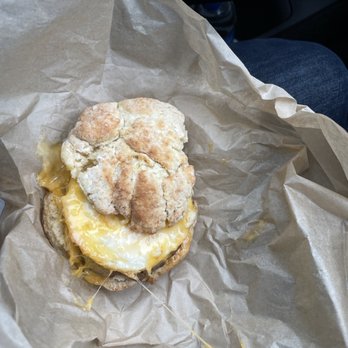 Di Tazza - Sausage & Egg Sandwich - Coffee & Tea Near Me - Vancouver, Washington Di Tazza - Sausage & Egg Sandwich - Coffee & Tea Near Me - Vancouver, Washington