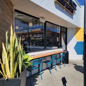 Better Buzz Coffee Miramar - Side of coffee shop with outside seating - Coffee & Tea Near Me - San Diego, California Better Buzz Coffee Miramar - Side of coffee shop with outside seating - Coffee & Tea Near Me - San Diego, California
