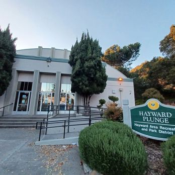 Hayward Plunge - Swimming Pools Near Me - Hayward, California Hayward Plunge - Swimming Pools Near Me - Hayward, California