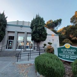 Hayward Plunge