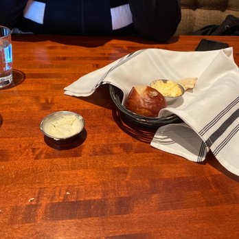 Weber Grill Restaurant - Ooooo bread for the table!!...aaaaand it's gone. - Barbeque Near Me - Lombard, Illinois Weber Grill Restaurant - Ooooo bread for the table!!...aaaaand it's gone. - Barbeque Near Me - Lombard, Illinois