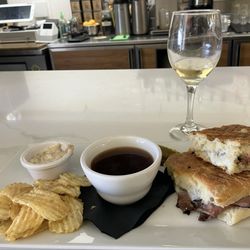 Cafe Des Artistes - Beef Dip Panini