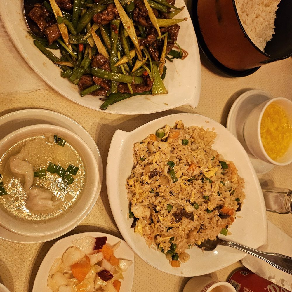 Sichuan House - Wonton Soup Egg Drop Soup House Fried Rice Spicy Chili Lamb - Szechuan Near Me - Johns Creek, Georgia
