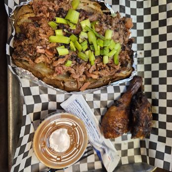 Lonestar Sausage & BBQ - Potato with brisket and chicken - Barbeque Near Me - Houston, Texas Lonestar Sausage & BBQ - Potato with brisket and chicken - Barbeque Near Me - Houston, Texas