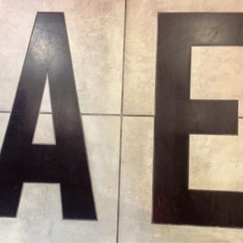 American Eagle - Fashion Near Me - Overland Park, Kansas