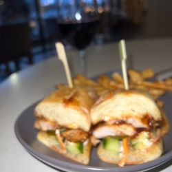 Dewberry 1850 Restaurant & Lounge - Bang Mi.