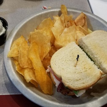 Dale's Bar & Grille - Varsity Club - American Near Me - Maumee, Ohio