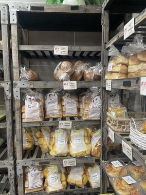 Valerio's Tropical BakeShop by null