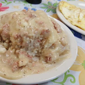 Heifers Cafe - Who doesn't love biscuits and gravy?  Well, I adore them now - especially from here! - Cafes Near Me - Billings, Montana