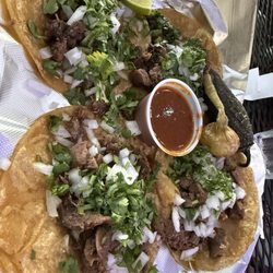 Los Mayas - Lengua tacos