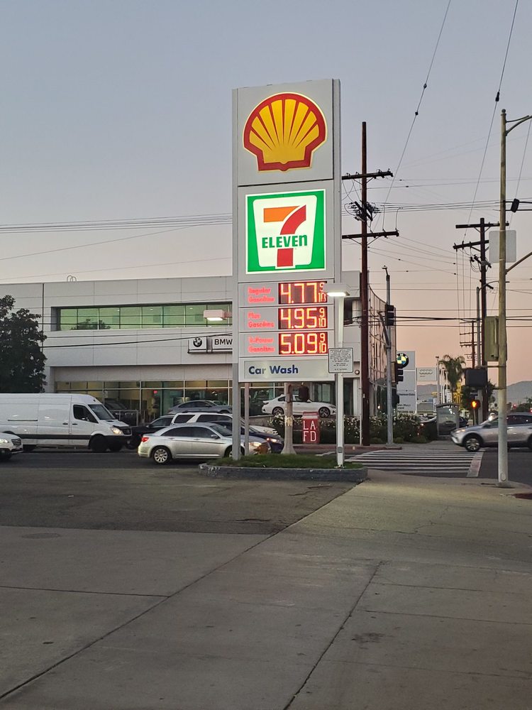 SHELL Updated October 2024 34 Reviews 5161 Van Nuys Blvd, Sherman