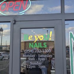 BU-tiful Nails