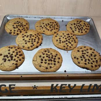 Mattheessen's - 1/2 pound cookies - Desserts Near Me - Nashville, Tennessee Mattheessen's - 1/2 pound cookies - Desserts Near Me - Nashville, Tennessee