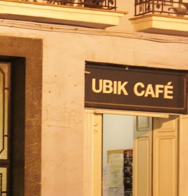 Ubik Café Cafetería Librería by null