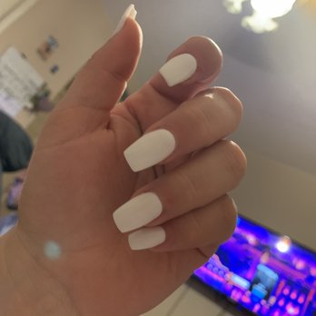 Oscar Nail Lounge - Nail Salons Near Me - Plano, Texas