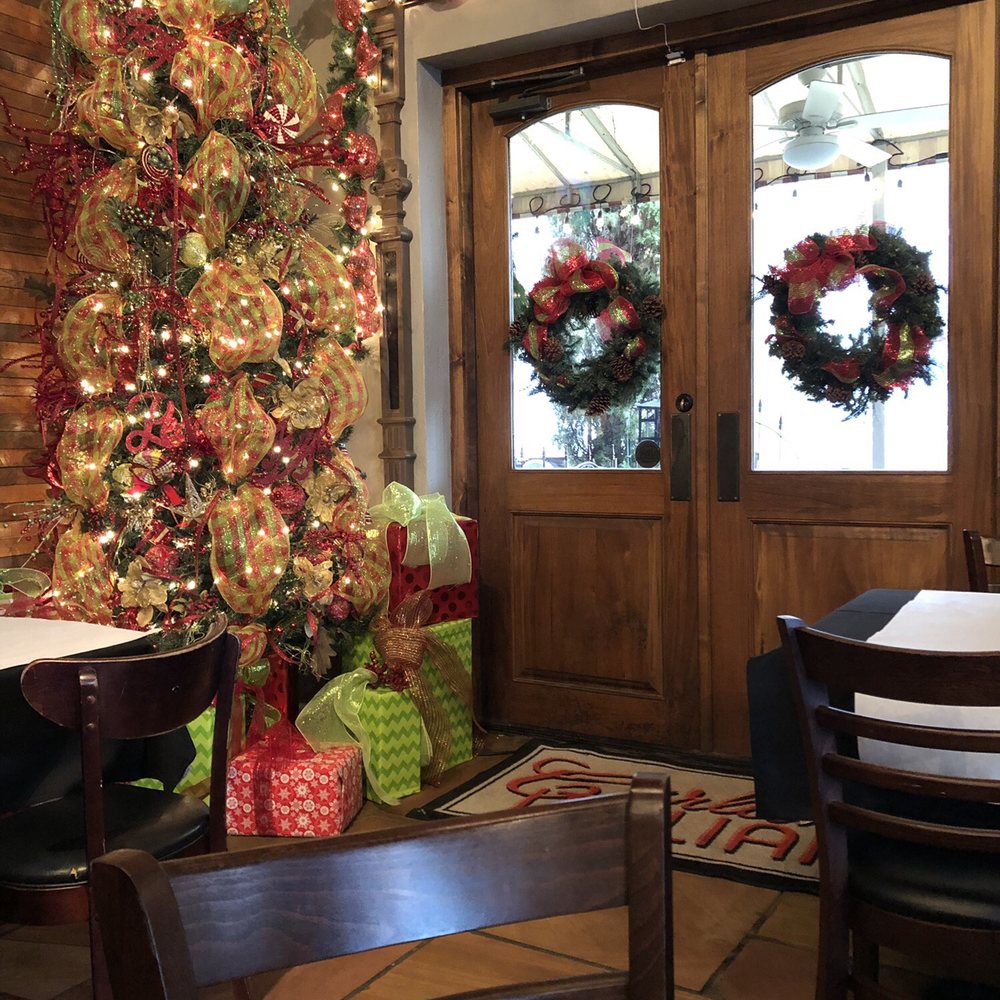 Carlton's Italian Restaurant & Catering - Italian Near Me - Cullman, Alabama Carlton's Italian Restaurant & Catering - Italian Near Me - Cullman, Alabama