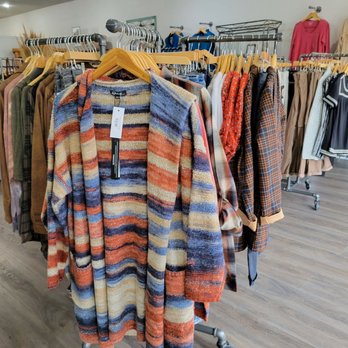 Willow + Bark Boutique - Women's Clothing Near Me - The Dalles, Oregon