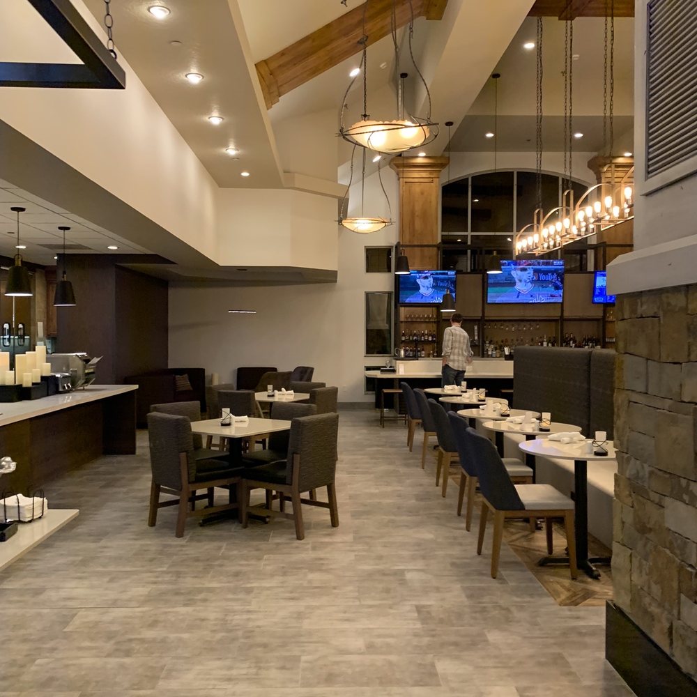 Hilton Garden Inn Bend - Restaurant - Hotels Near Me - Bend, Oregon Hilton Garden Inn Bend - Restaurant - Hotels Near Me - Bend, Oregon