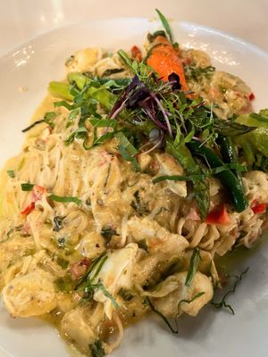 Ruggles Black by null