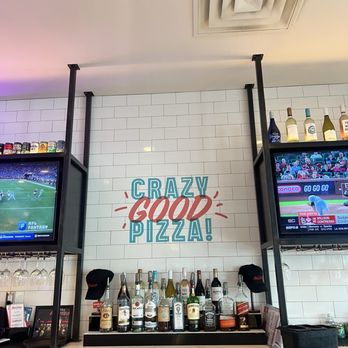 Pizza Novara - Bar area - Pizza Near Me - Bloomington, Minnesota