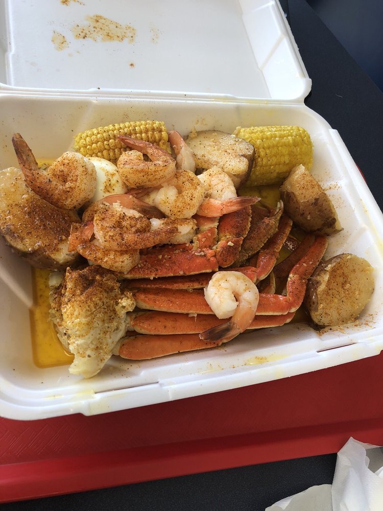 Two Captains Seafood Logo