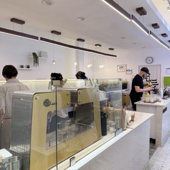 Chicha San Chen - Inside - Bubble Tea Near Me - Austin, Texas
