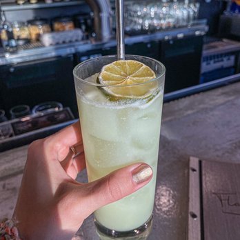 Flask Cocktail Bar - Cocktail Bars Near Me - Raleigh, North Carolina